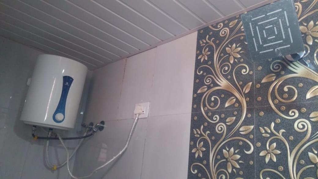 Vinee'S Kitchen And Motel Koynanagar Dış mekan fotoğraf